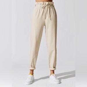 Carbon38 Stretch Woven
Drawstring Pant In Khaki Sz Small